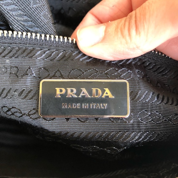 Authentic Prada embroidered Boston bag - Picture 6 of 7